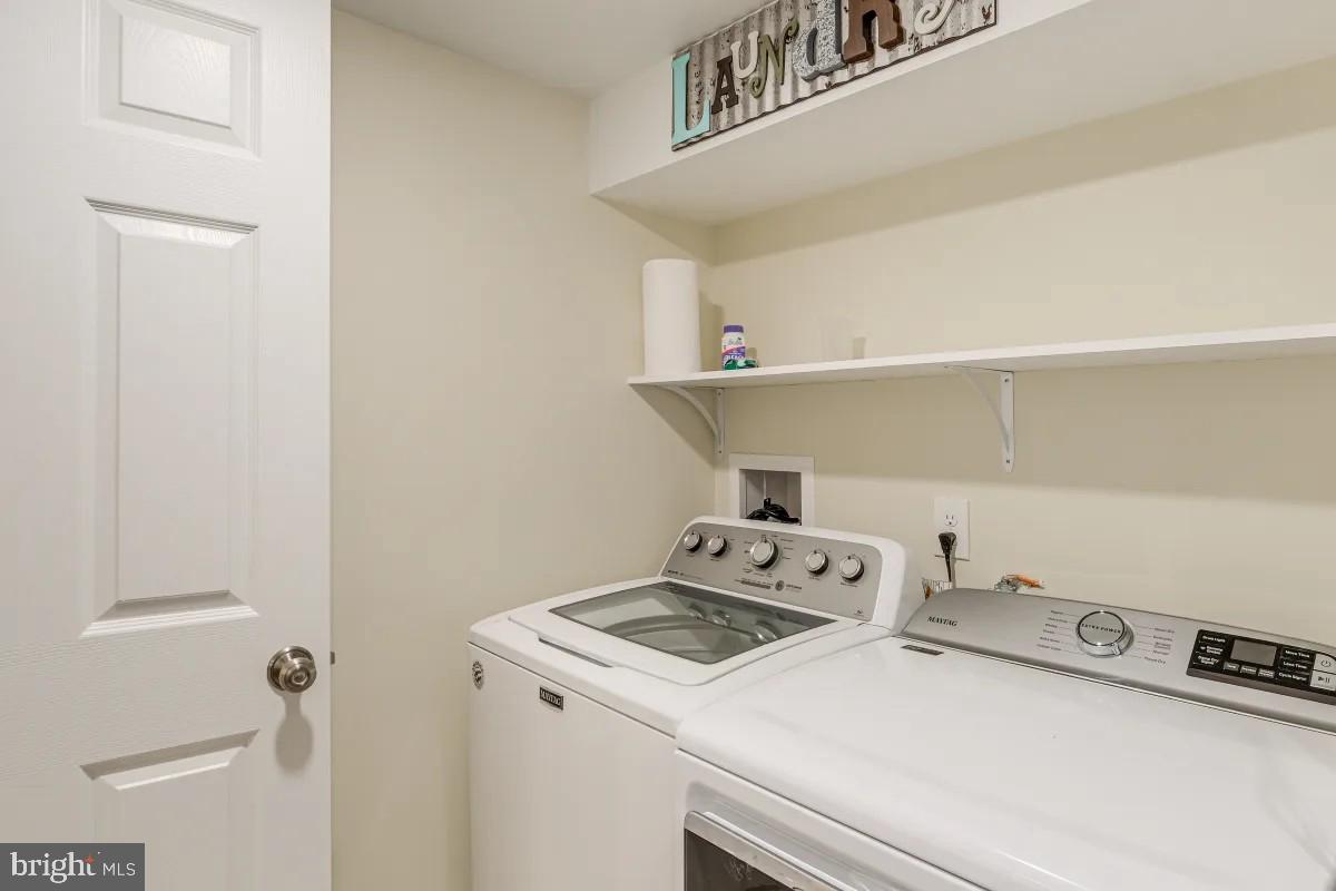 37 South Hudson Street Alexandria, VA 22304 - Photo 18 of 20 Laundry Room