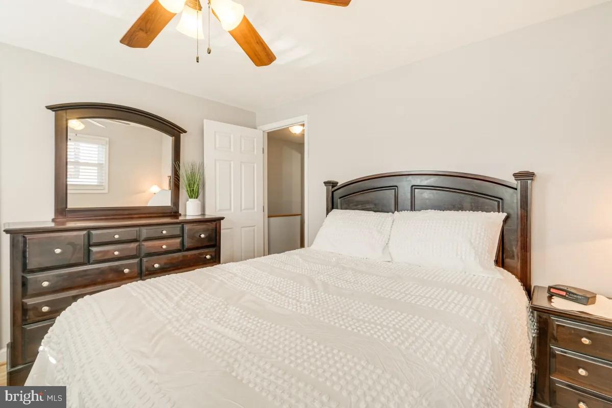 37 South Hudson Street Alexandria, VA 22304 - Photo 10 of 20 Bedroom 2