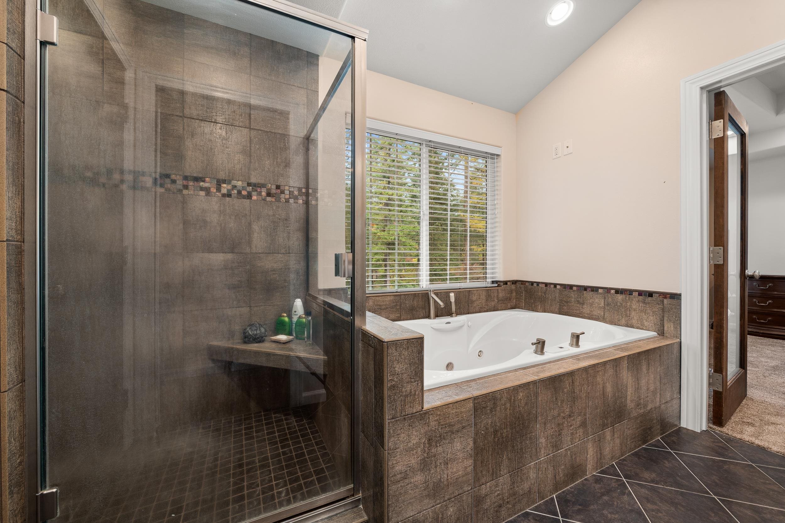 16116 East Cooper Road Mead, WA 99021 - Photo 26 of 44