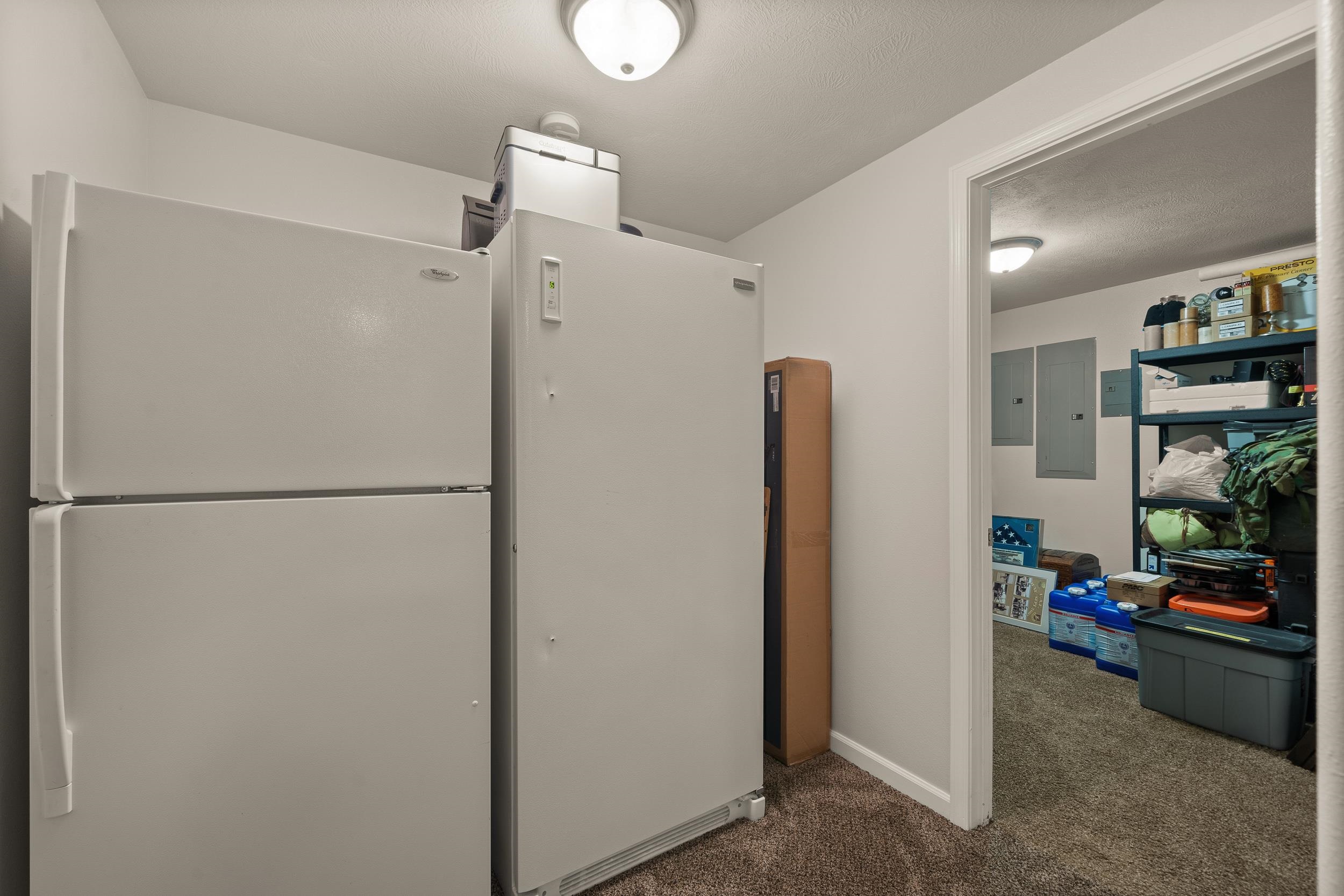 16116 East Cooper Road Mead, WA 99021 - Photo 35 of 44