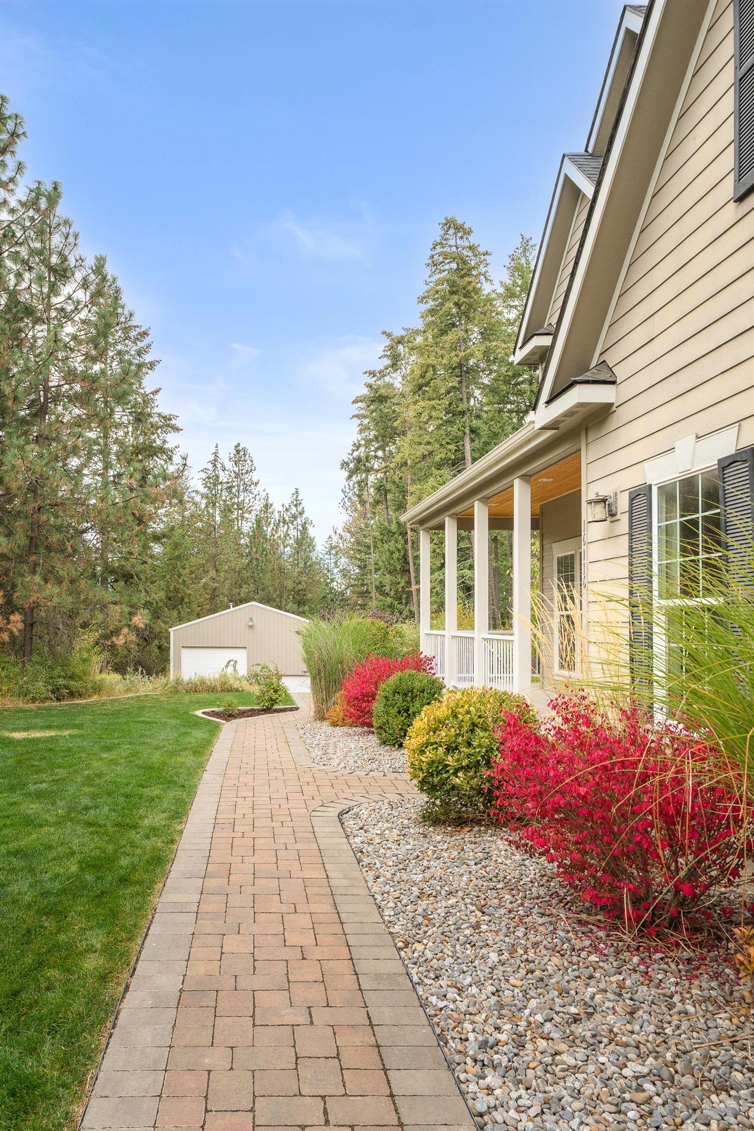 16116 East Cooper Road Mead, WA 99021 - Photo 4 of 44