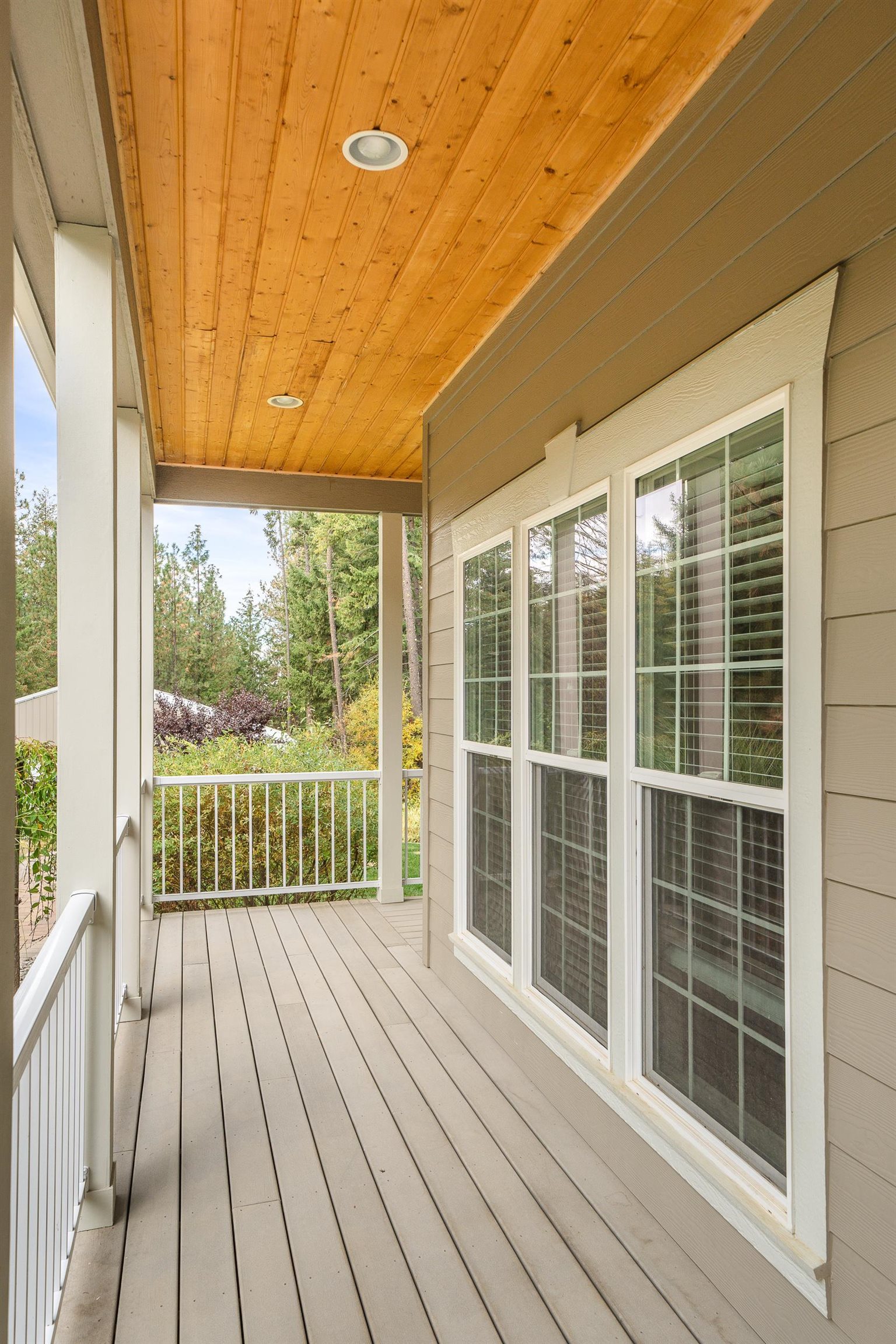 16116 East Cooper Road Mead, WA 99021 - Photo 5 of 44