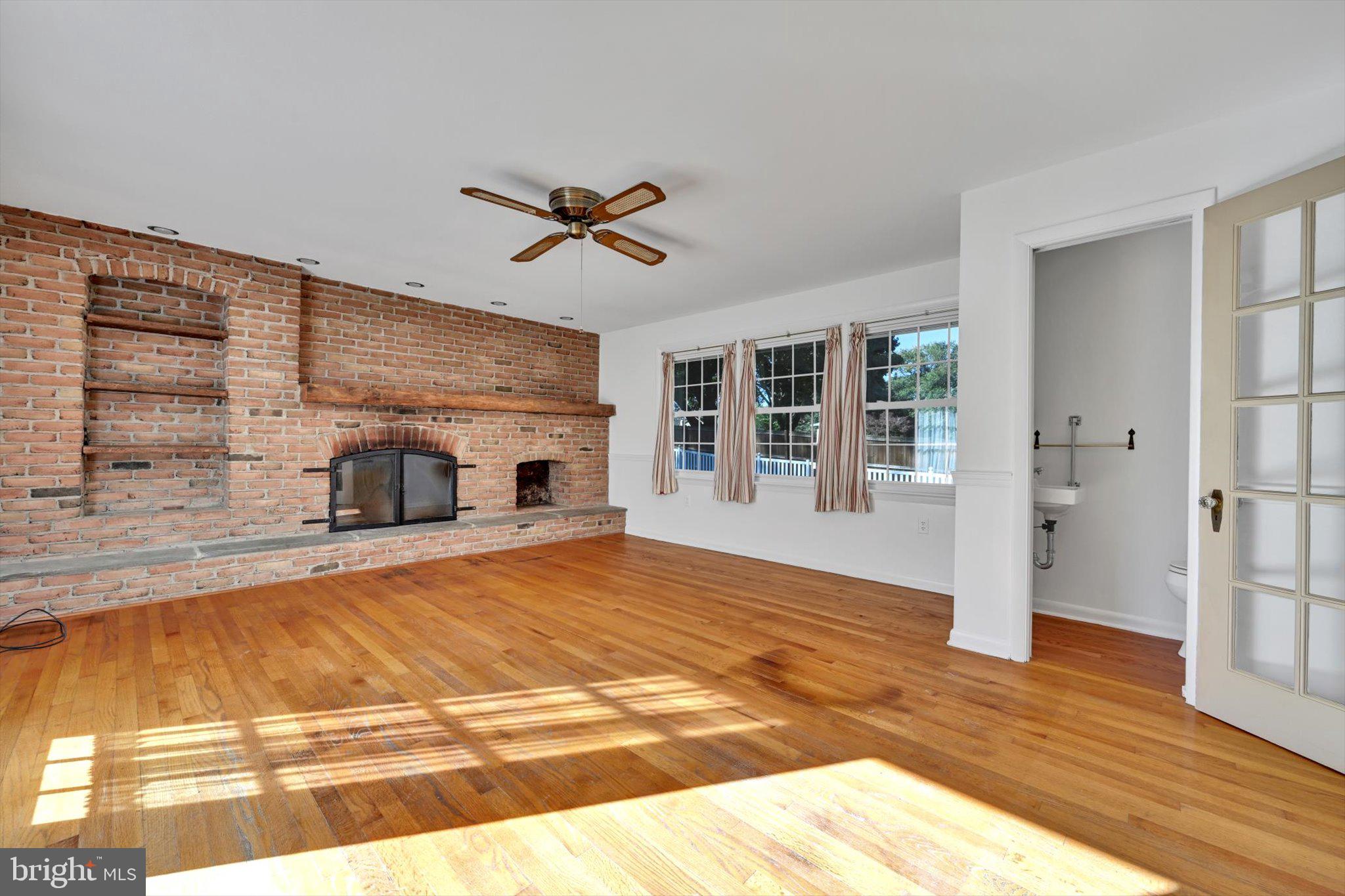 26 Snyder Hill Road Lititz, PA 17543 - Photo 12 of 32 Family Room