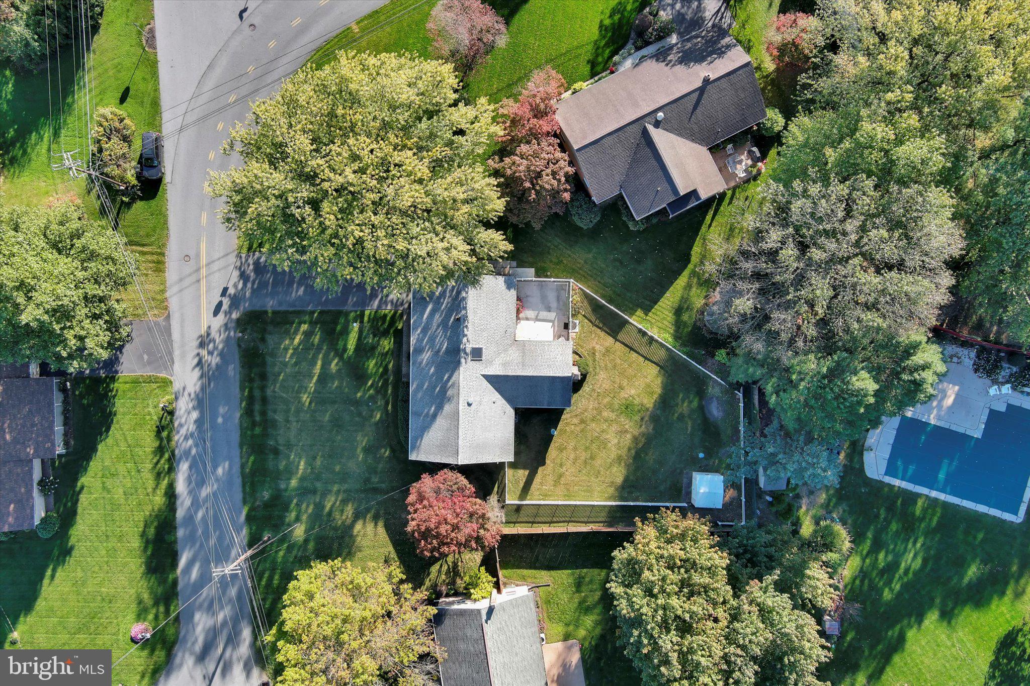 26 Snyder Hill Road Lititz, PA 17543 - Photo 3 of 32