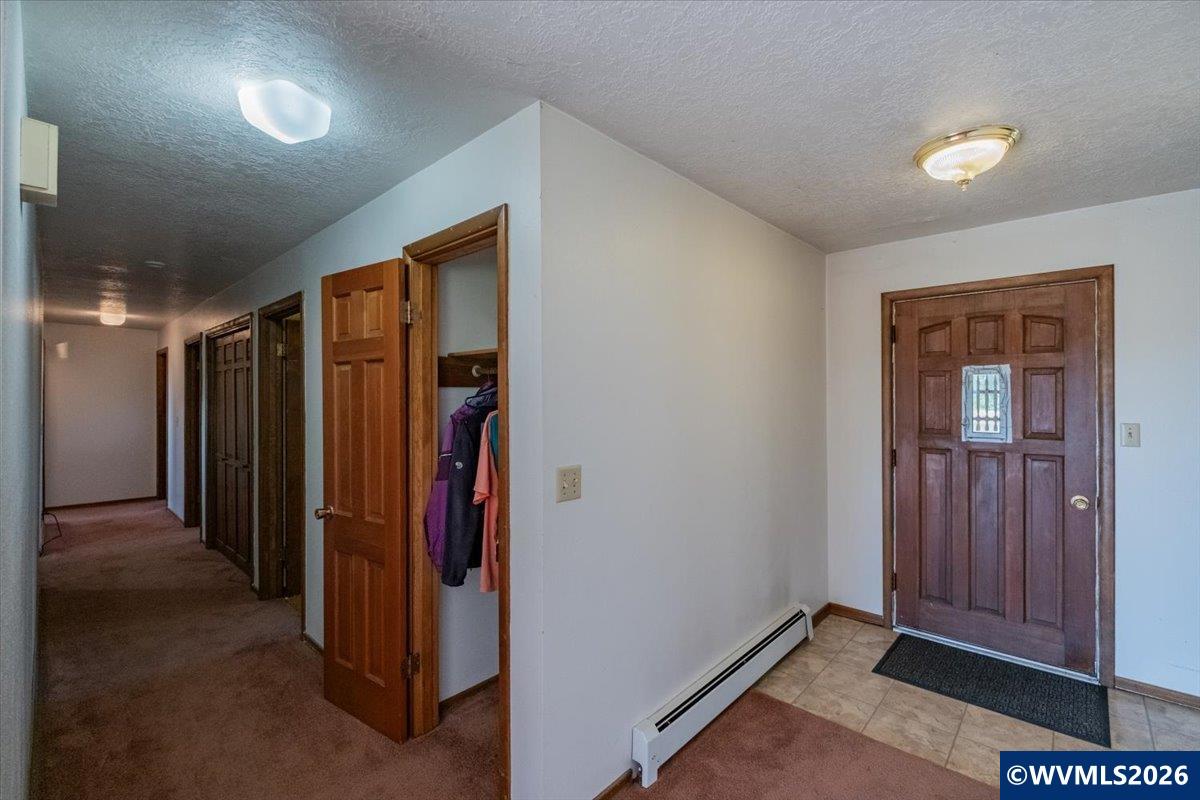 39179 Santiam Bluffs Road Northeast Albany, OR 97322 - Photo 5 of 43