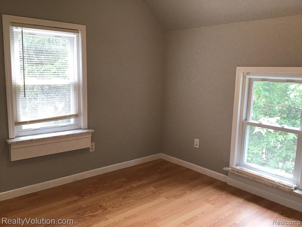 4069 South Mill Road Dryden, MI 48428 - Photo 22 of 25