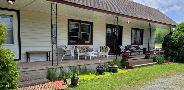 $295,500 | 225 Highway 91, Shady Valley, TN 37688