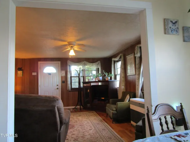 $295,500 | 225 Highway 91, Shady Valley, TN 37688