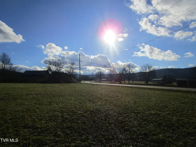 $295,500 | 225 Highway 91, Shady Valley, TN 37688