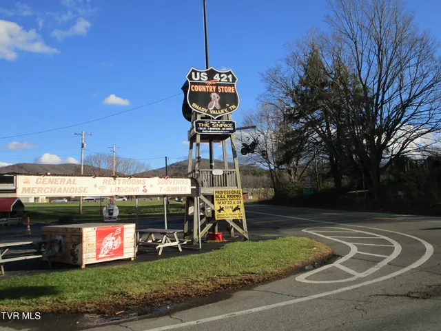 $295,500 | 225 Highway 91, Shady Valley, TN 37688