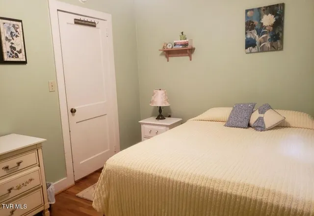 $295,500 | 225 Highway 91, Shady Valley, TN 37688