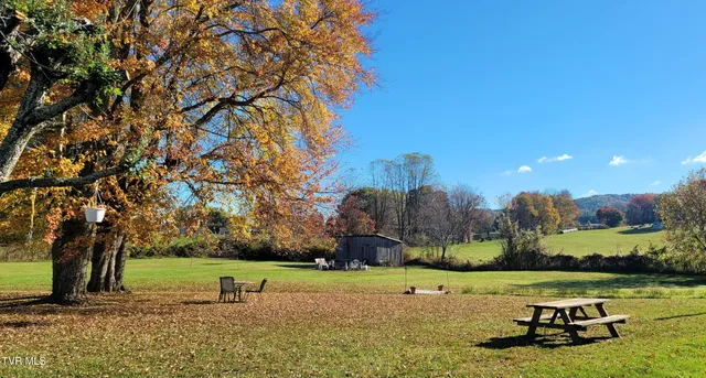 $295,500 | 225 Highway 91, Shady Valley, TN 37688