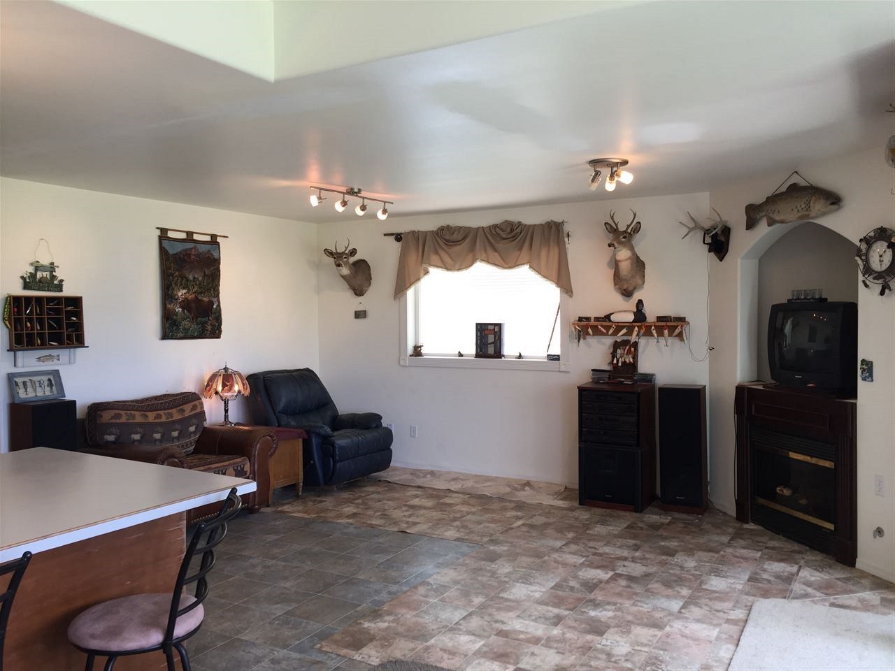 3318 South Waitts Lake Road Valley, WA 99181 - Photo 4 of 20 Gallery Image 4