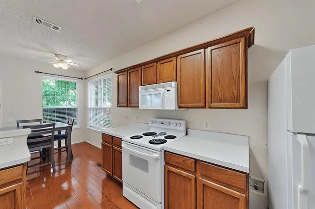 $320,000 | 8413 Vicksburg Lane, Fort Worth, TX 76123