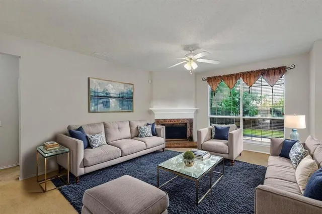 $320,000 | 8413 Vicksburg Lane, Fort Worth, TX 76123