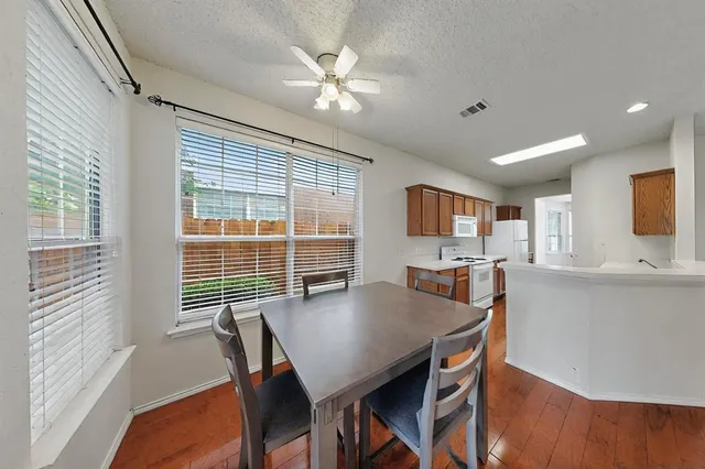 $320,000 | 8413 Vicksburg Lane, Fort Worth, TX 76123