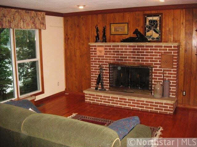 1128 Riverside Drive North Hudson, WI 54016 - Photo 4 of 18 Gallery Image 4