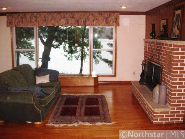 1128 Riverside Drive North Hudson, WI 54016 - Photo 6 of 18 Gallery Image 6