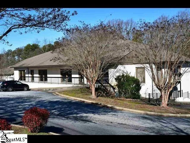 $585 | 552 Memorial Dr Extension, Greer, SC 29651