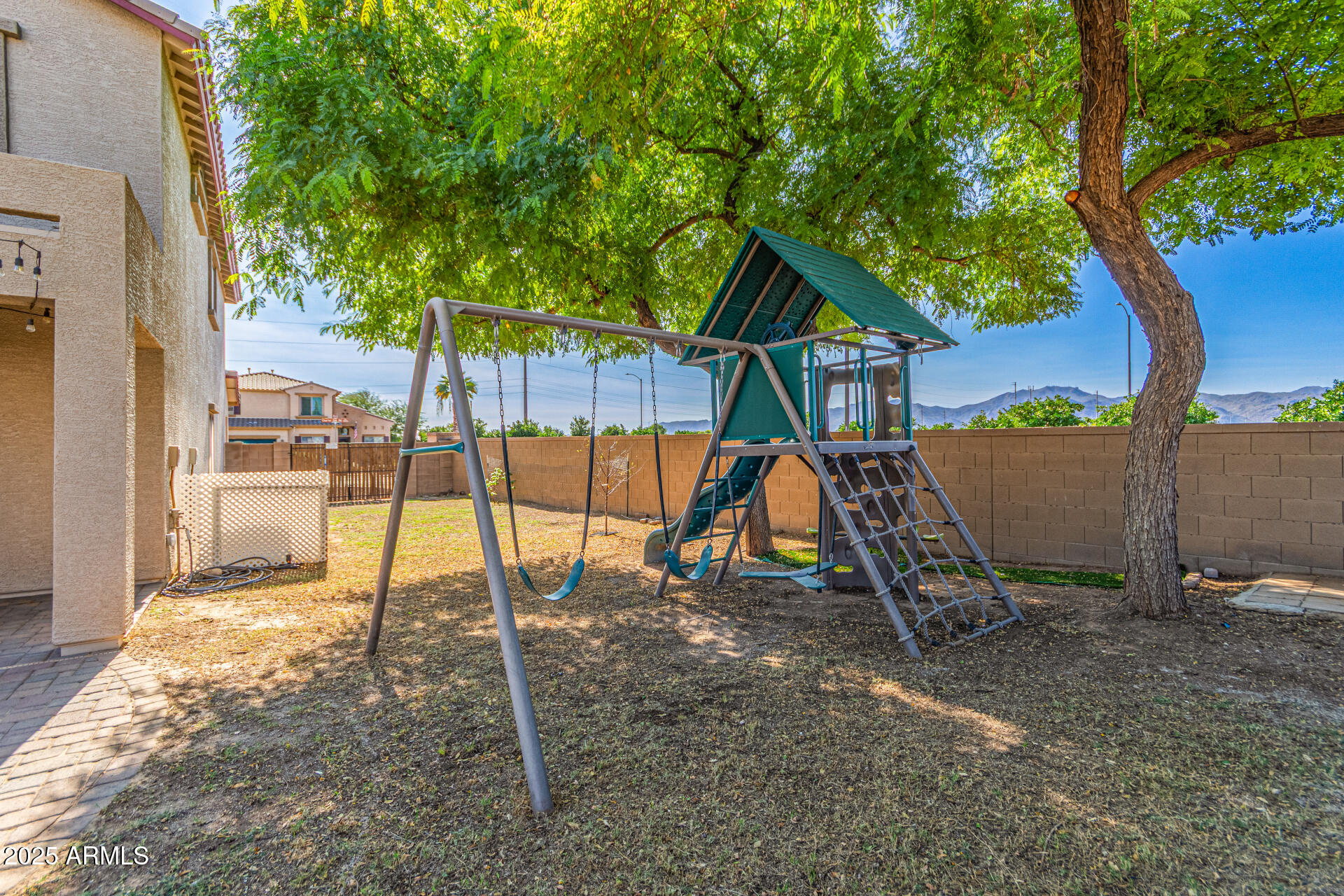 17868 West Charter Oak Road Surprise, AZ 85388 - Photo 58 of 67 a view of a entertaining space