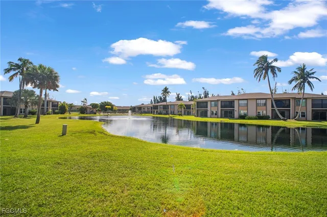 $1,300 | 16881 Davis Road, Unit 214, Fort Myers, FL 33908