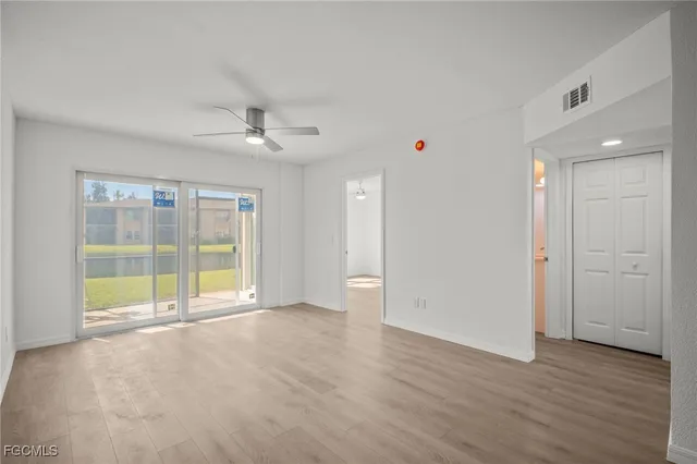 $1,300 | 16881 Davis Road, Unit 214, Fort Myers, FL 33908