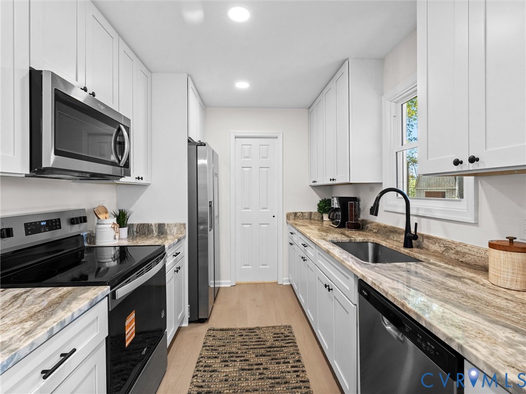 4836 Powhatan Lakes Road Powhatan, VA 23139 - Photo 12 of 42 Gallery Image 12