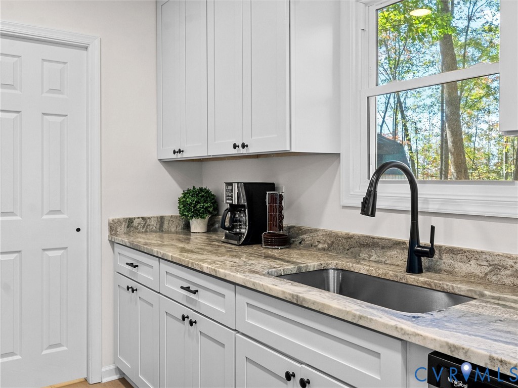 4836 Powhatan Lakes Road Powhatan, VA 23139 - Photo 13 of 42 Gallery Image 13