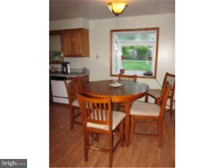 105 Coopers Kill Road Delran, NJ 08075 - Photo 4 of 12