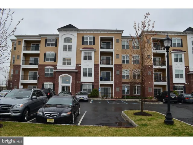 a house view with a outdoor space