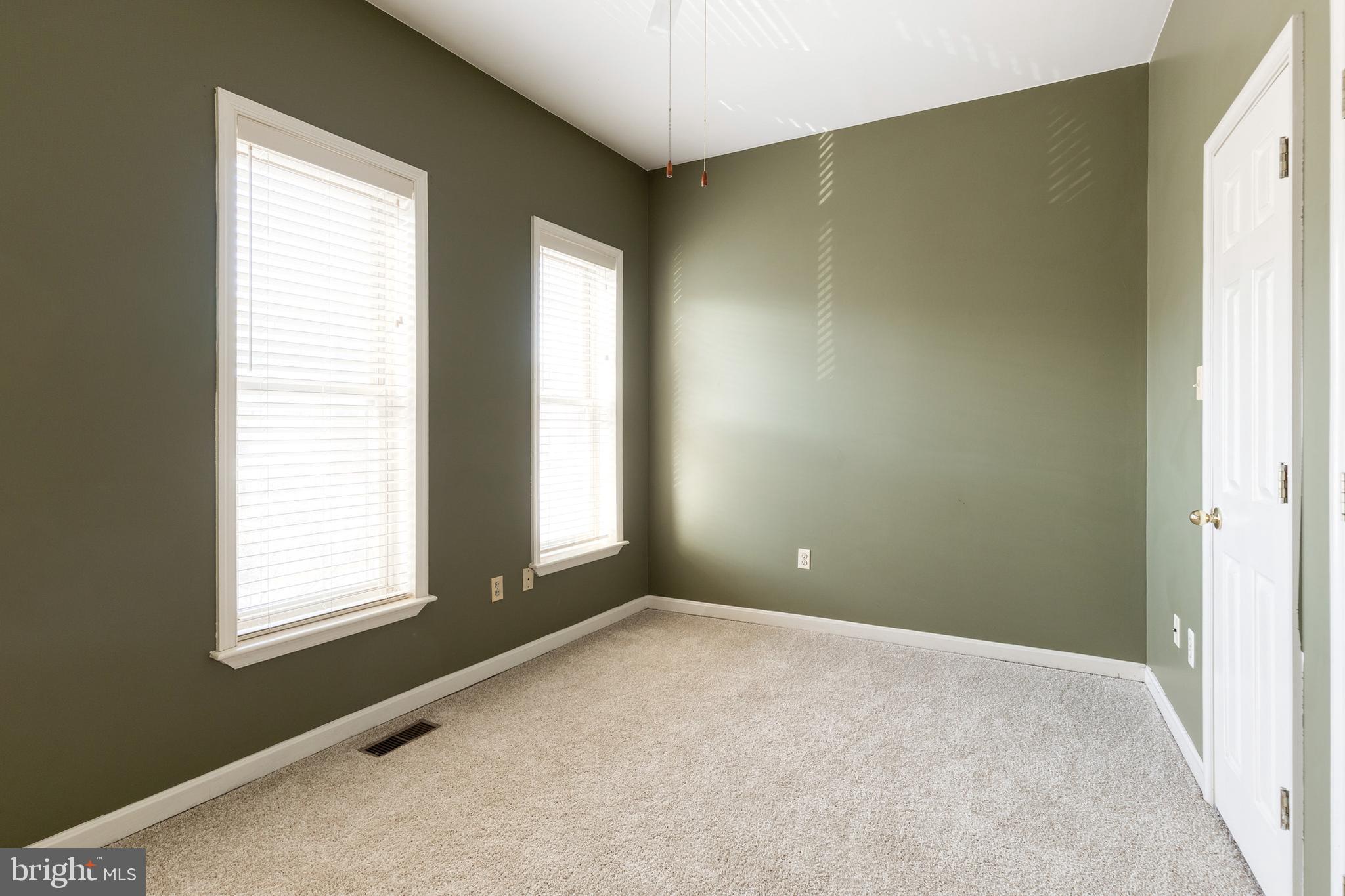 1025 South Hanover Street Baltimore, MD 21230 - Photo 14 of 35