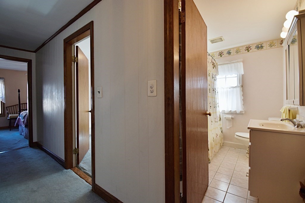 9-11 Gorman Road Framingham, MA 01702 - Photo 14 of 20 Gallery Image 14