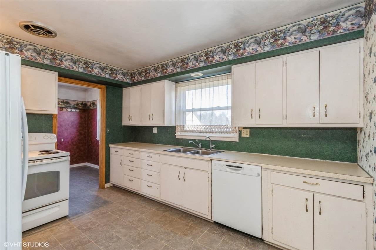 5235 Jasper Avenue Southwest Riverside, IA 52327 - Photo 9 of 39 Gallery Image 9