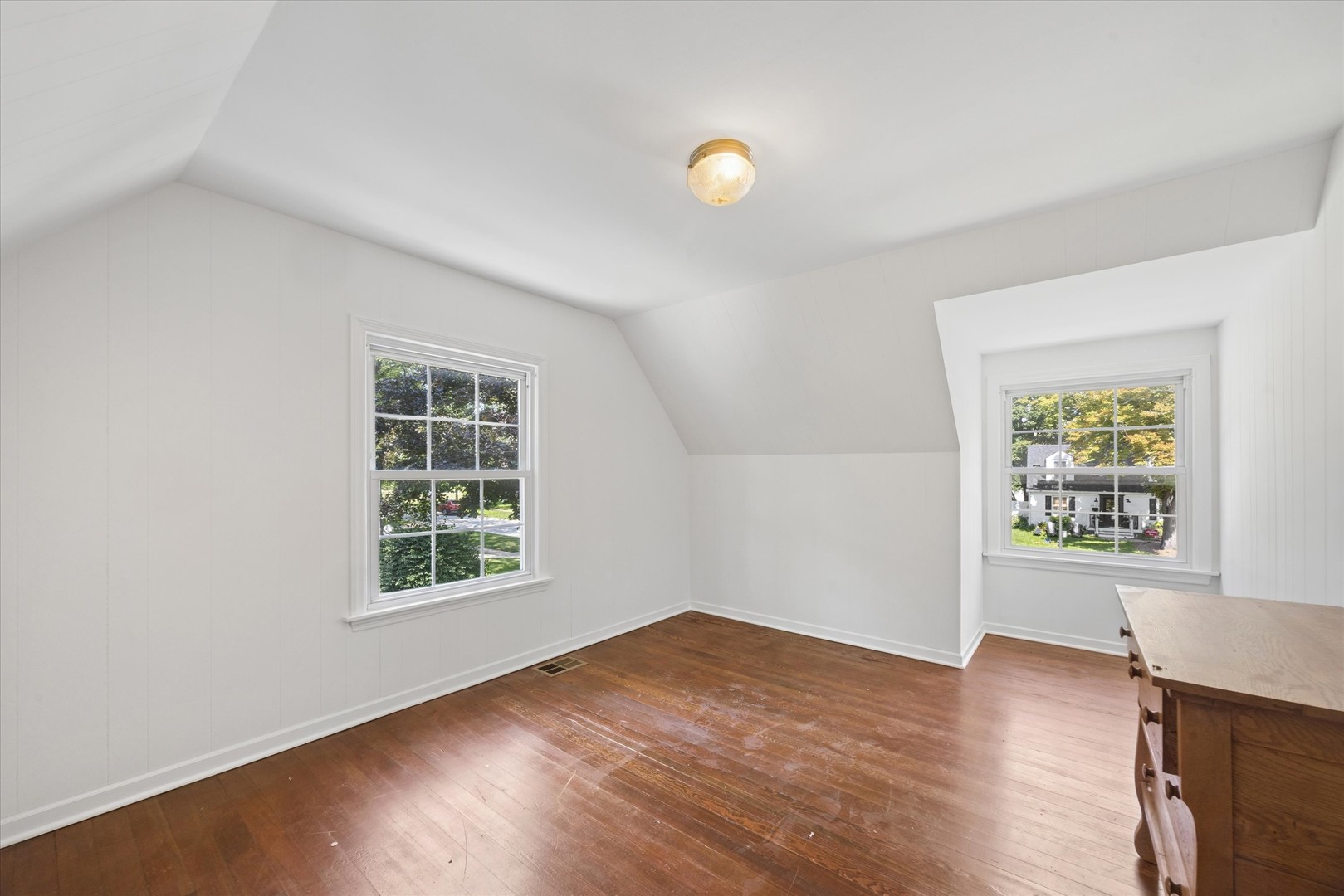 1902 East Indiana Street Wheaton, IL 60187 - Photo 15 of 25 Gallery Image 15