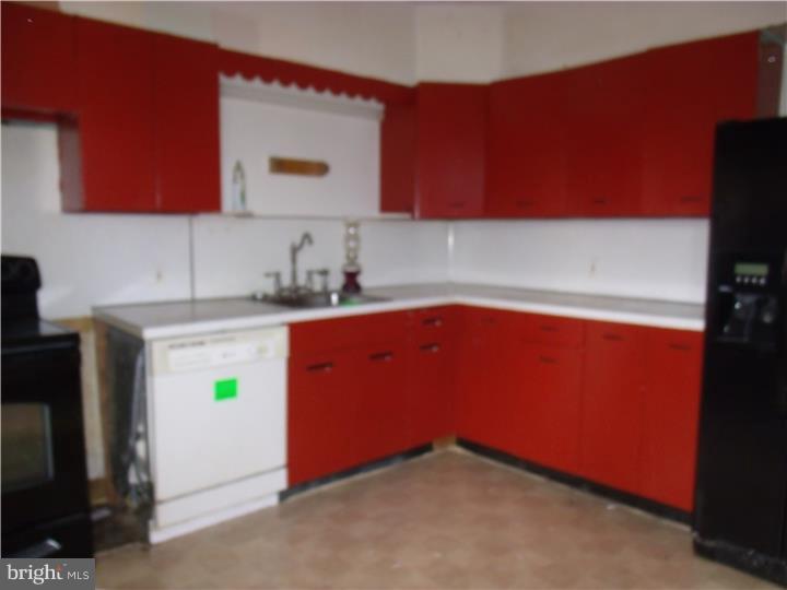 16 Morton Street Riverside, NJ 08075 - Photo 4 of 12 Kitchen