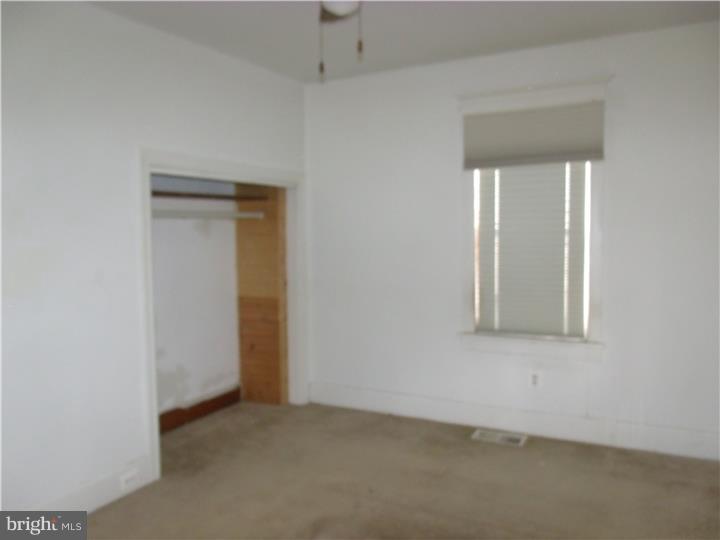 16 Morton Street Riverside, NJ 08075 - Photo 9 of 12 Bedroom - Main
