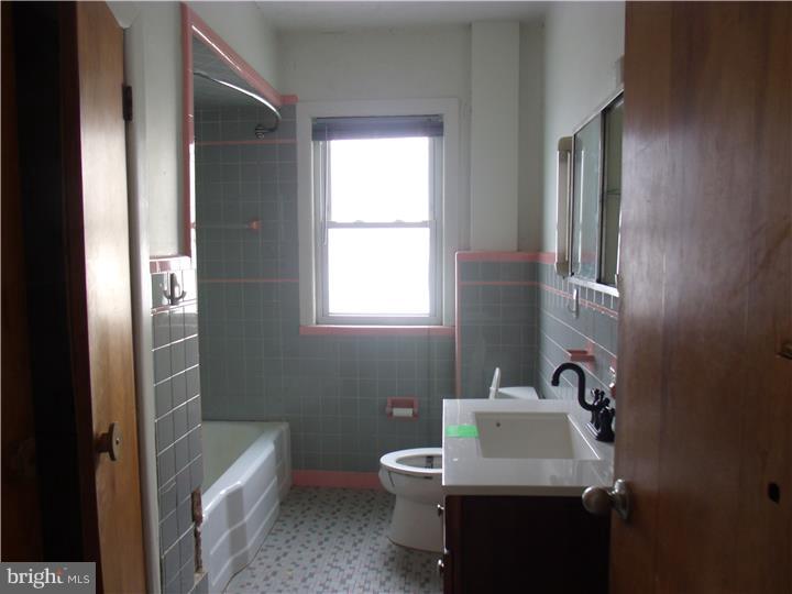 16 Morton Street Riverside, NJ 08075 - Photo 10 of 12 Bathroom