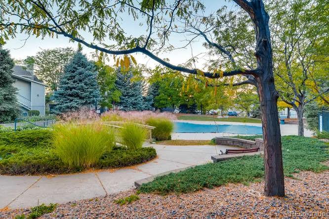 8312 Pebble Creek Way, Unit 104 Highlands Ranch, CO 80126 - Photo 11 of 12