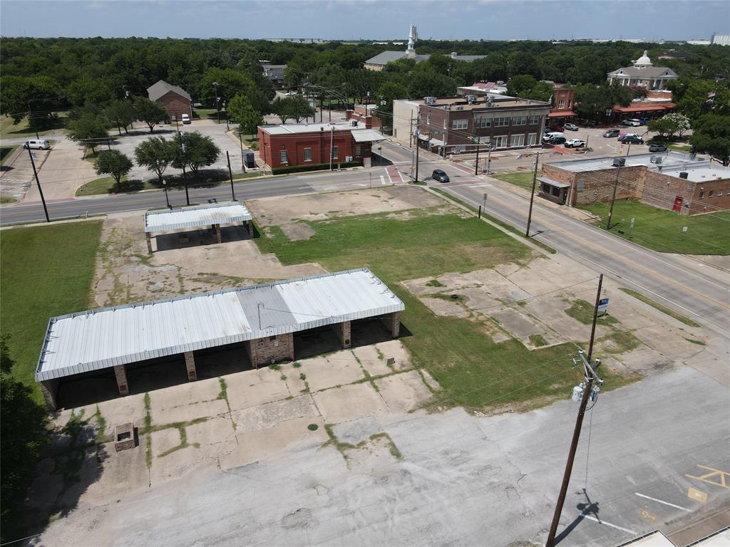 111 South Dallas Avenue Lancaster, TX 75146 - Photo 6 of 10