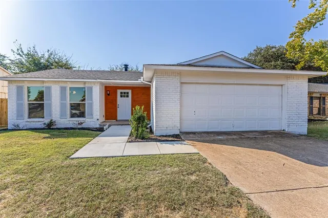 $260,000 | 4108 Bristlecone Lane, Fort Worth, TX 76137
