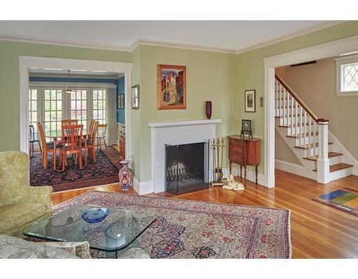 264 Mason Terrace Brookline, MA 02446 - Photo 2 of 11