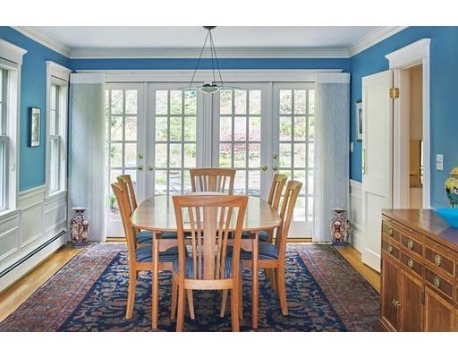 264 Mason Terrace Brookline, MA 02446 - Photo 4 of 11