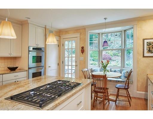 264 Mason Terrace Brookline, MA 02446 - Photo 6 of 11
