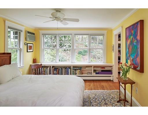 264 Mason Terrace Brookline, MA 02446 - Photo 7 of 11
