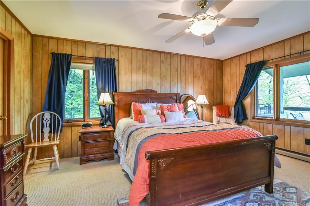 42 Buck House Road Mars Hill, NC 28754 - Photo 13 of 47 Gallery Image 13