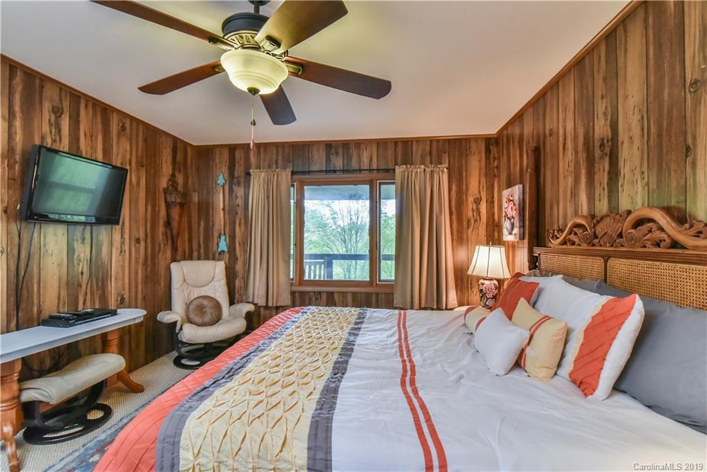 42 Buck House Road Mars Hill, NC 28754 - Photo 20 of 47 Gallery Image 20