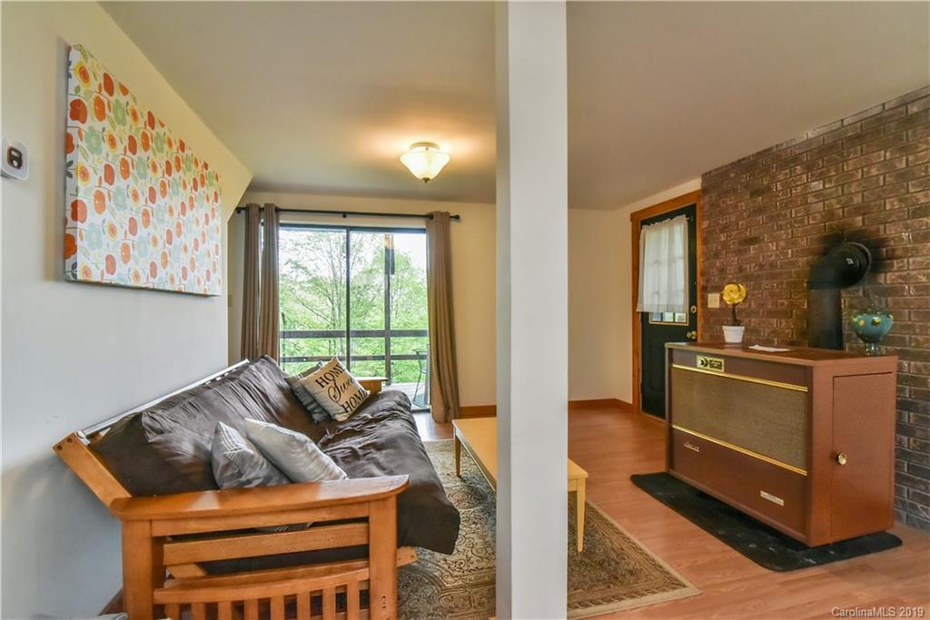 42 Buck House Road Mars Hill, NC 28754 - Photo 23 of 47 Gallery Image 23