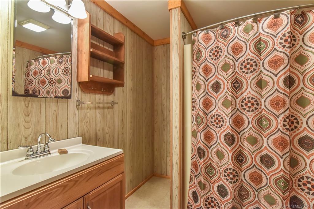 42 Buck House Road Mars Hill, NC 28754 - Photo 27 of 47 Gallery Image 27
