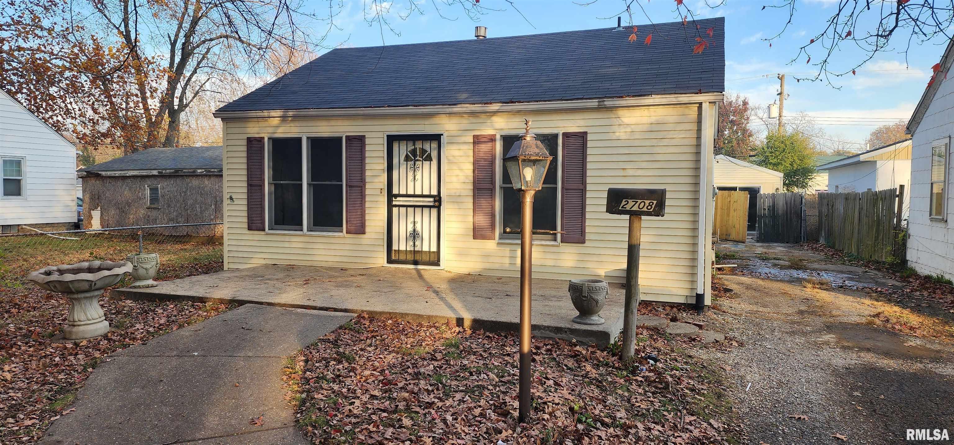 2708 South Walnut Street Springfield, IL 62704 - Photo 1 of 36 Gallery Image 1