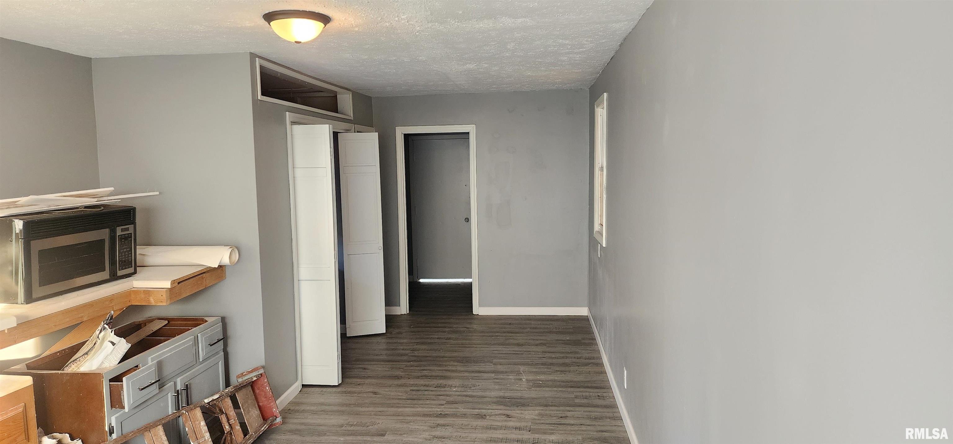 2708 South Walnut Street Springfield, IL 62704 - Photo 26 of 36 Gallery Image 26